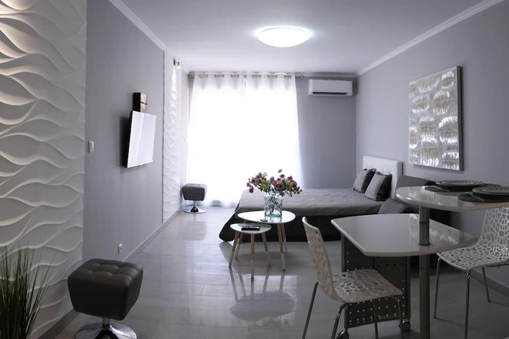 Stylish Studio In Only 50 Meters From Beach ! Nice Eksteriør billede